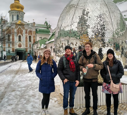 Практика американців у ВГО “Поруч” продовжується
