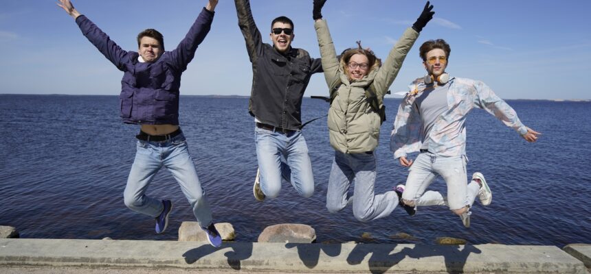 Соціальний бізнес із Erasmus+ і «Поруч» — Креативність і Комунікативність Соціальний бізнес із Erasmus+ і «Поруч» — Креативність і Комунікативність